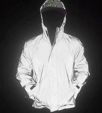 Отразяващ качулка с цип вятър